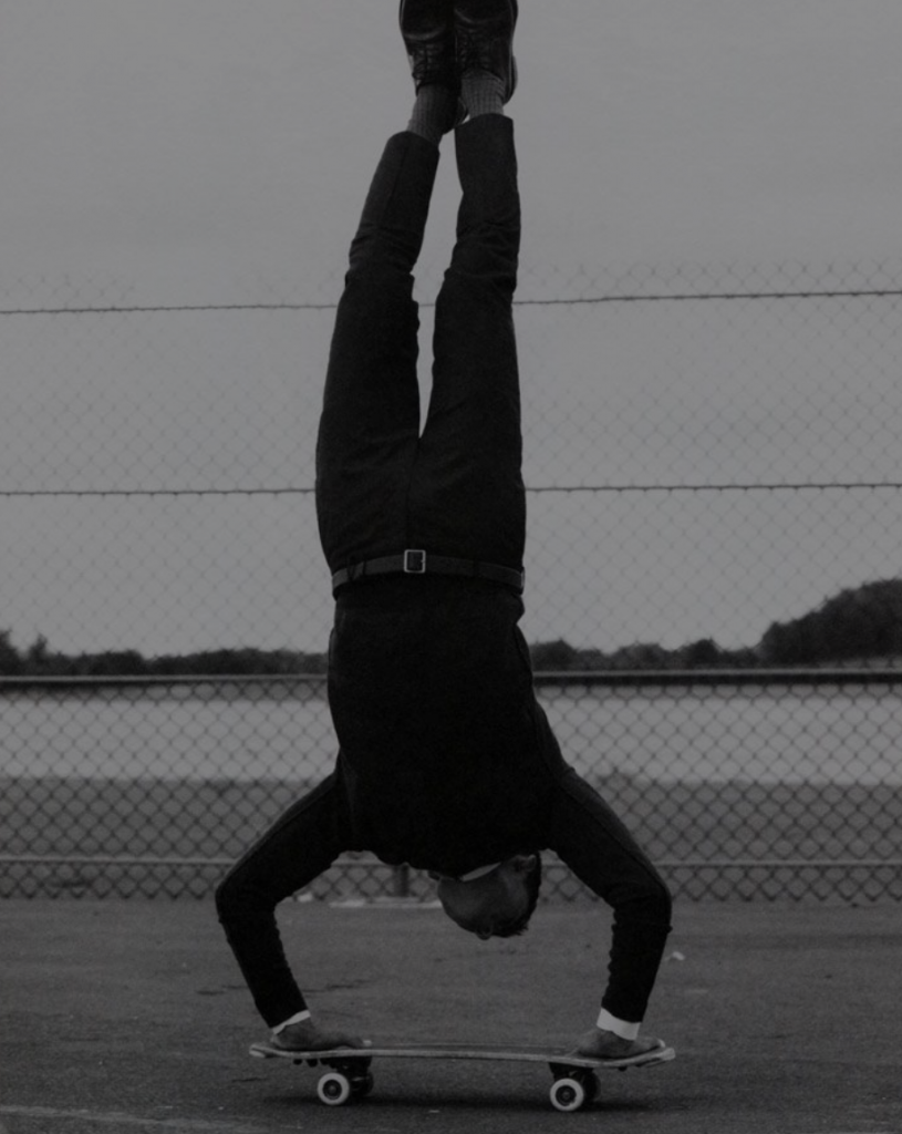 yogang_biarritz_saint_jean_de_luz_yoga_pilates_studio_mouvement_handstand