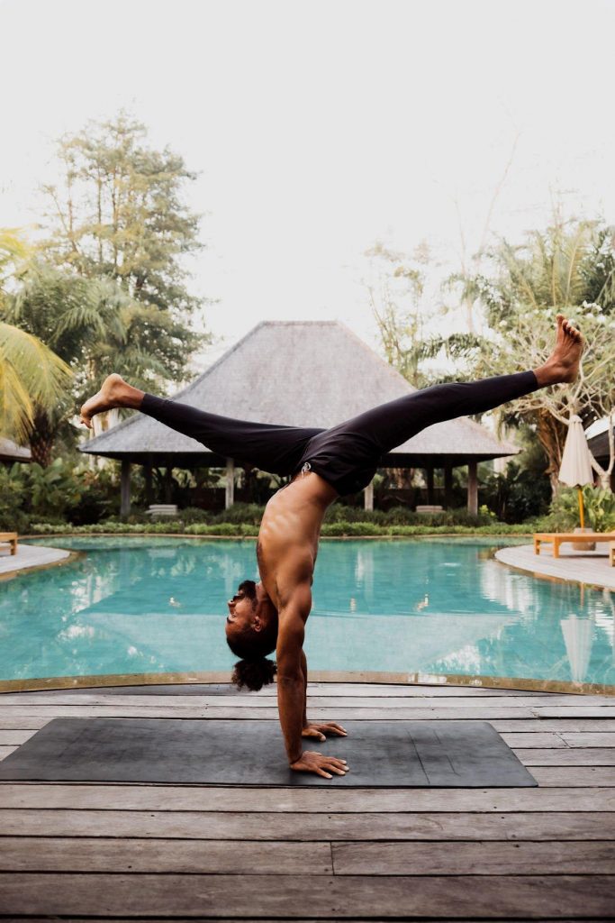 yogang_biarritz_saint_jean_de_luz_yoga_pilates_studio_mouvement_masterclass_mathieu_boldron